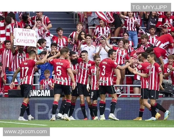 塞维利亚与比尔的精彩对决揭示了足球战术与团队合作的重要性